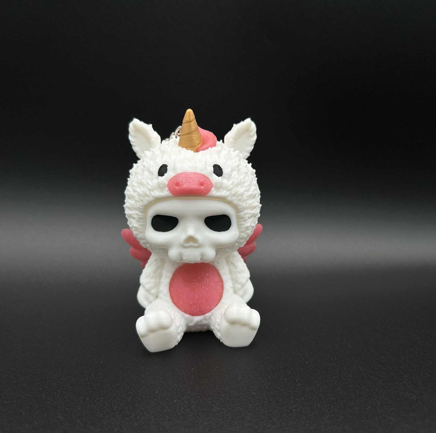 Skubbies Keychain – Chibi Skull Charm, Collectible Keyring, Backpack Bag Charm