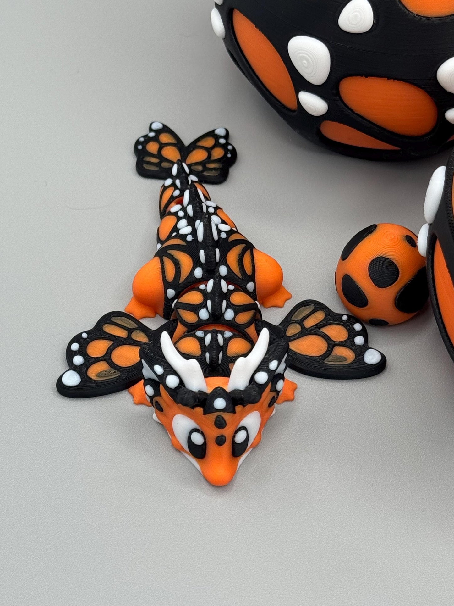 Dragon Egg with Mini Articulating Butterfly Dragon