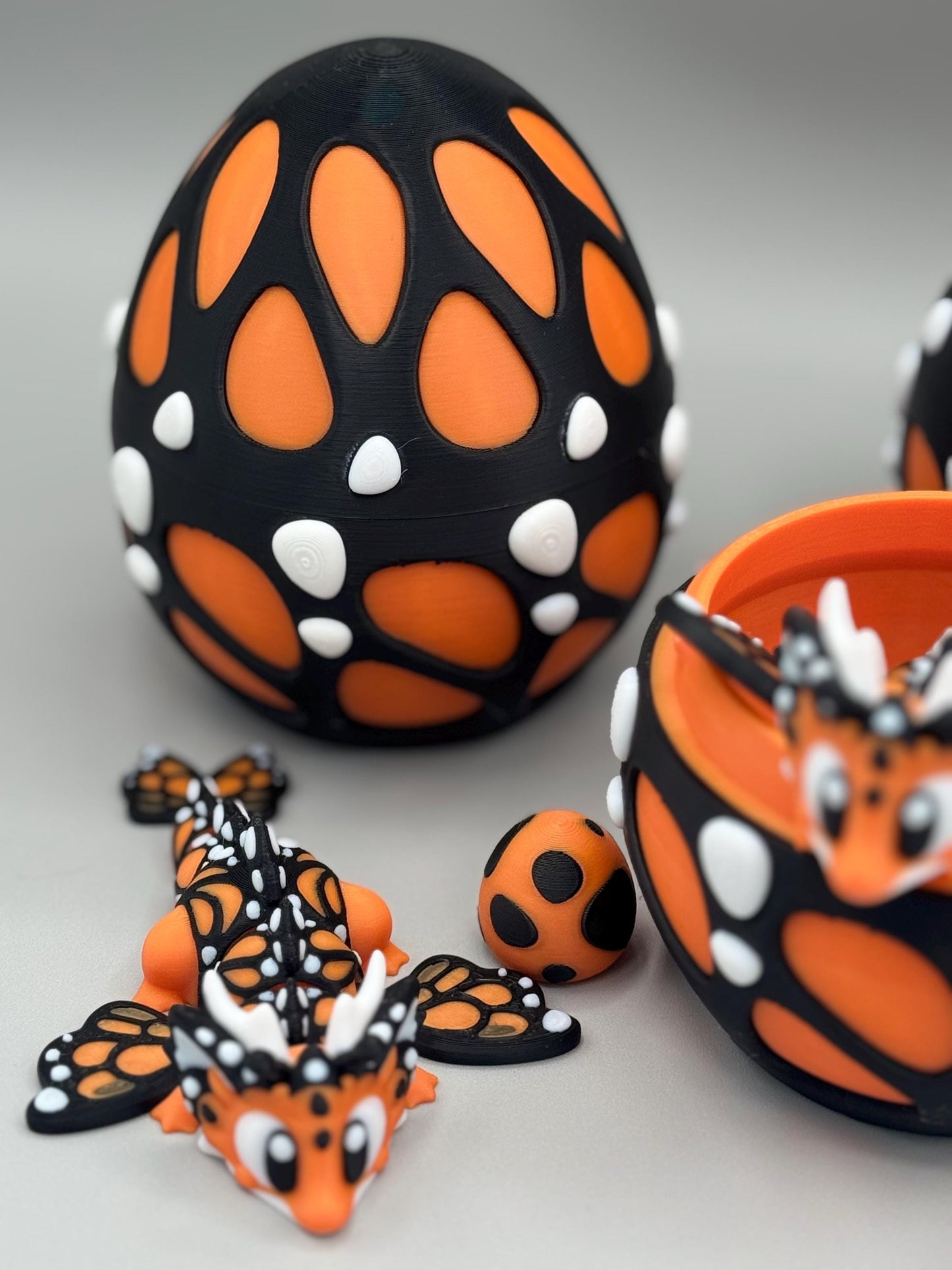 Dragon Egg with Mini Articulating Butterfly Dragon
