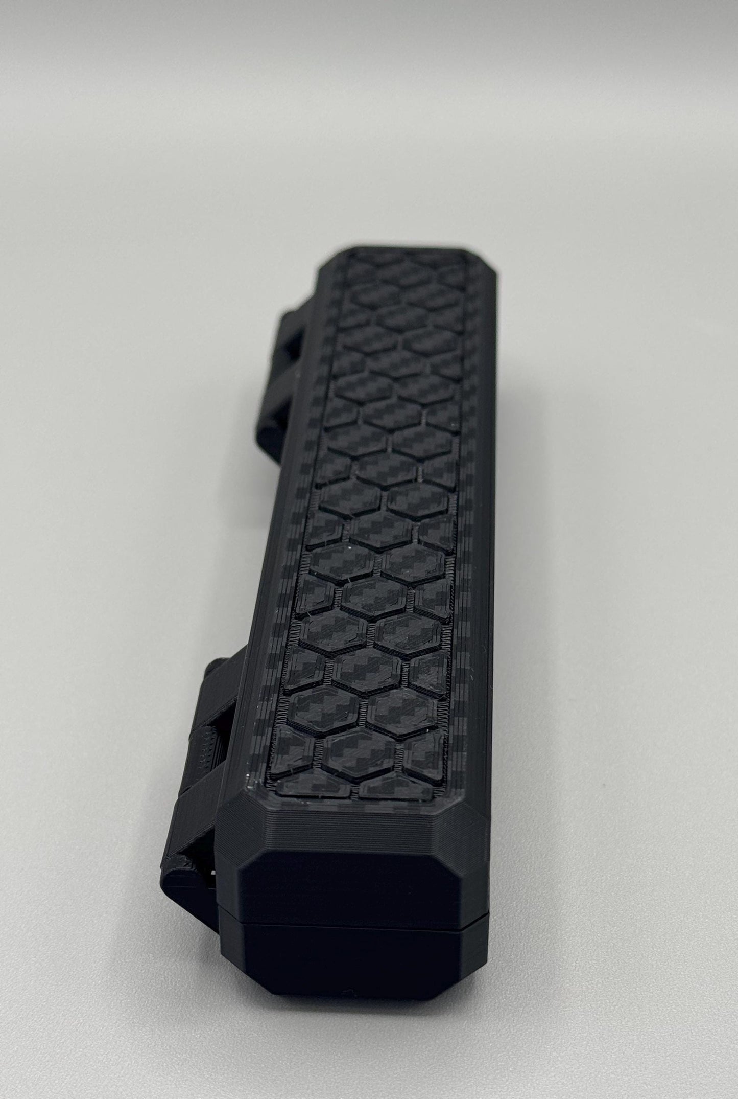 3D Printed Dice Vault – Magnetic Closure, Polyhedral Dice Storage