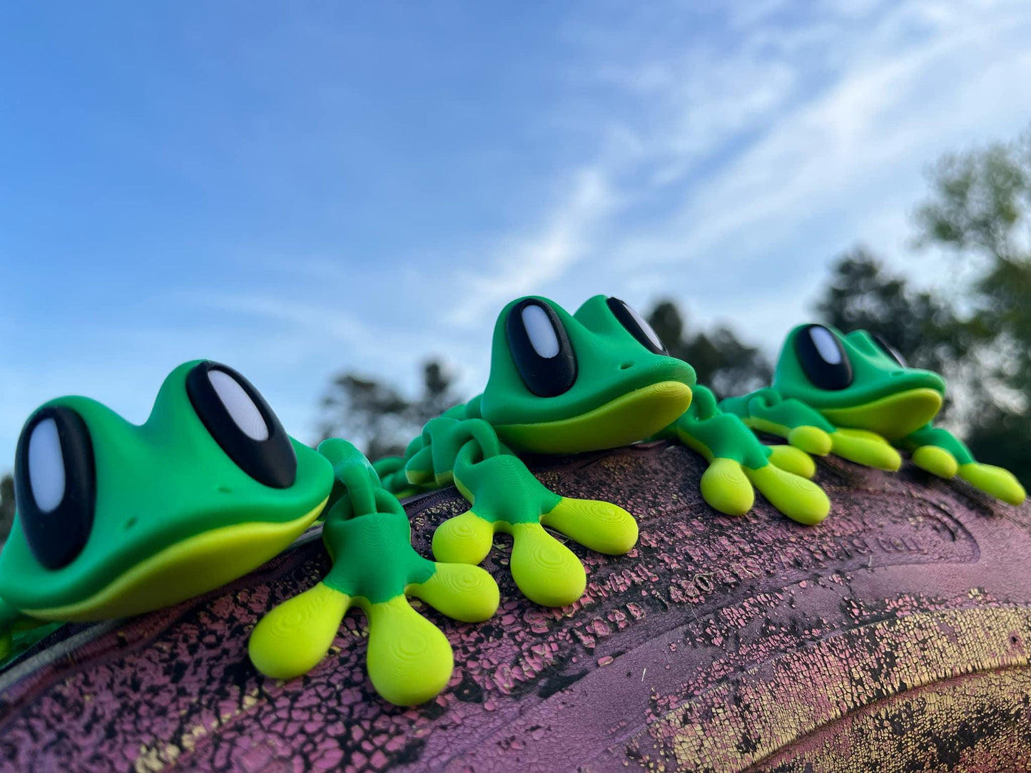 7" 3D-Printed Articulated Gecko with Magnetic Feet – Unique Desk Companion