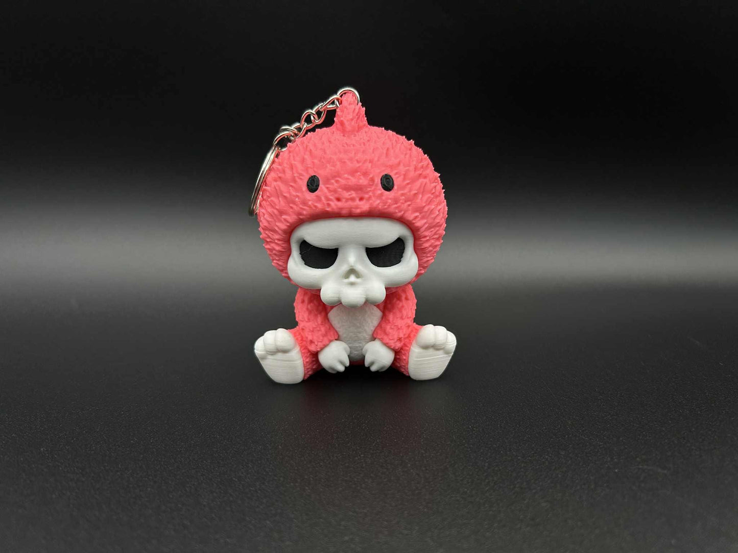 Skubbies Keychain – Chibi Skull Charm, Collectible Keyring, Backpack Bag Charm