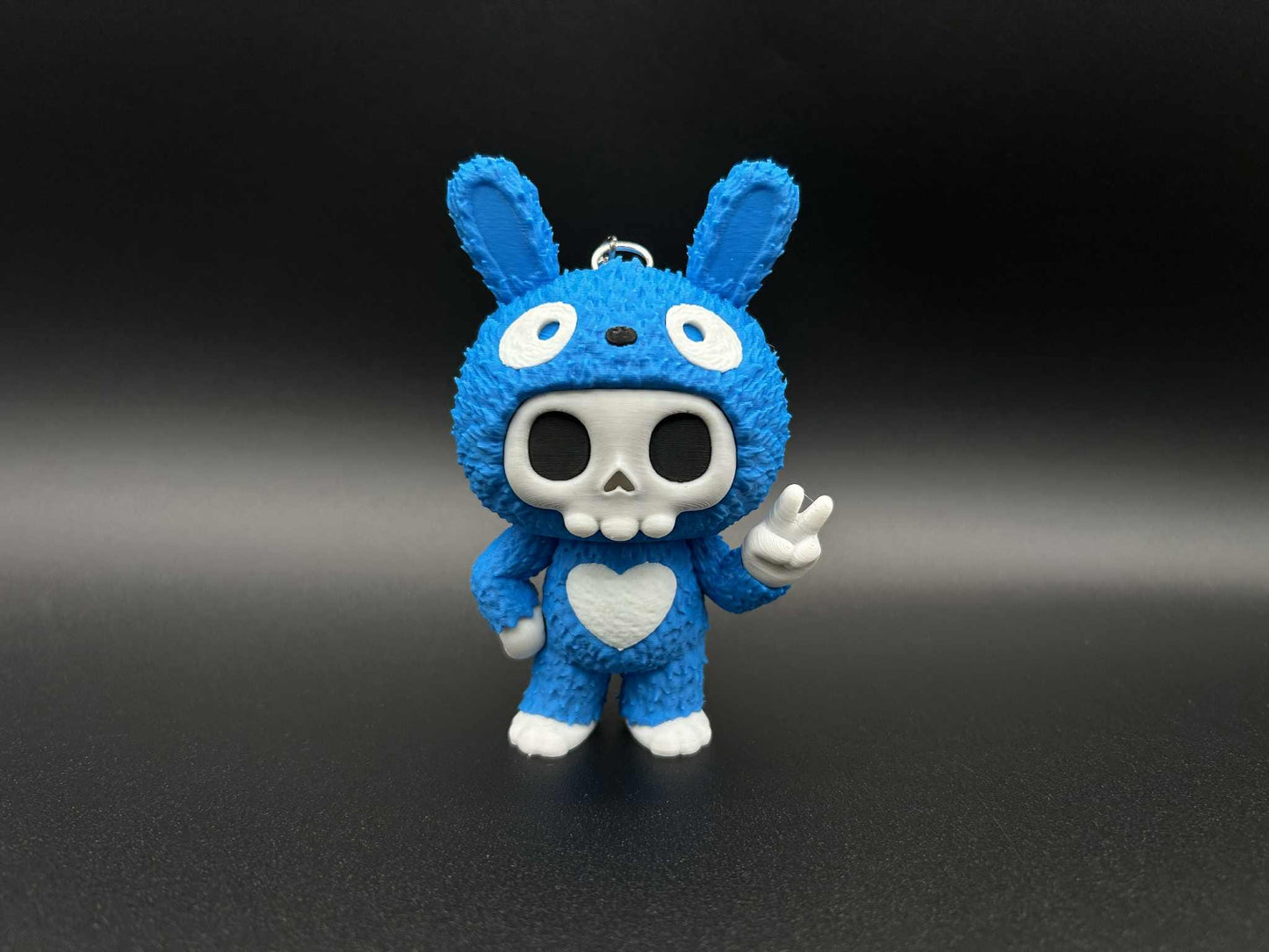 Skubbies Keychain – Chibi Skull Charm, Collectible Keyring, Backpack Bag Charm